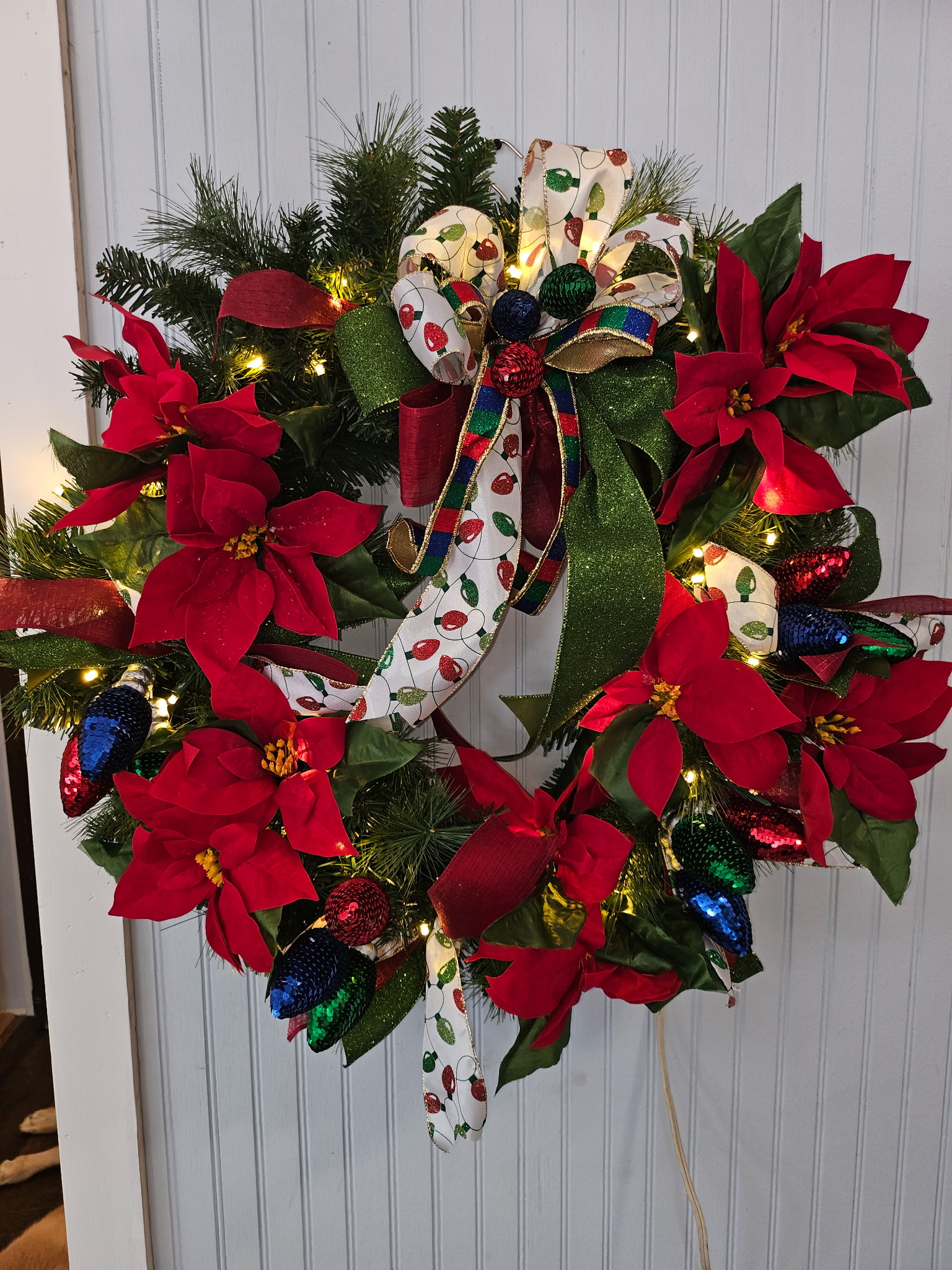 Lighted Christmas Poinsettia Wreath with Vintage Christmas Light Bulbs