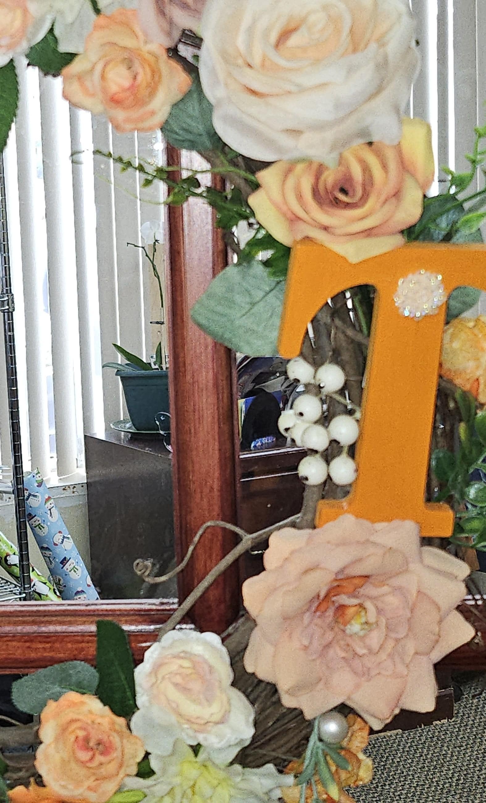 Customizable Monogram Favorite Color Floral Wreath image 2