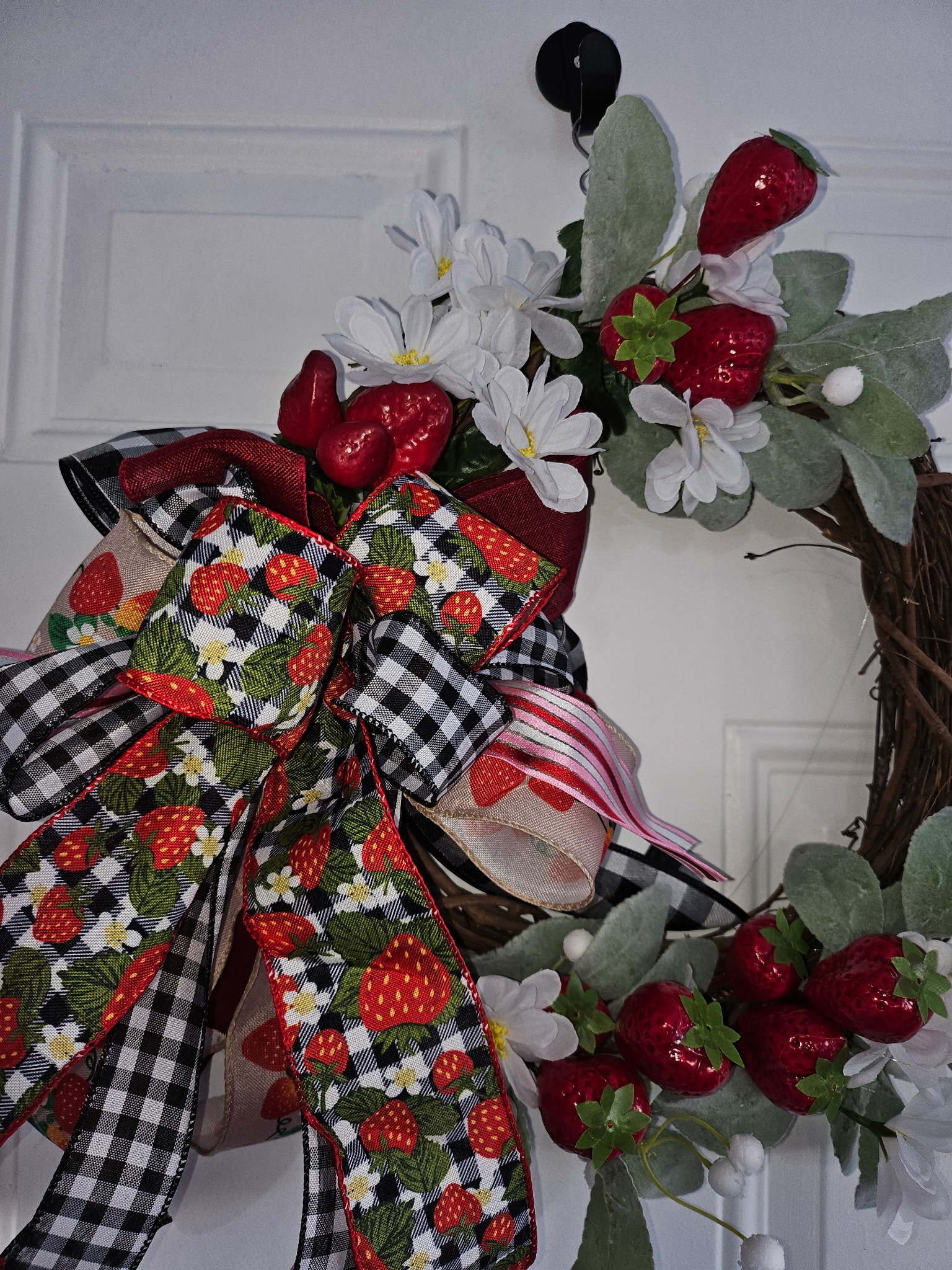 Summer Strawberry Wreath image 2